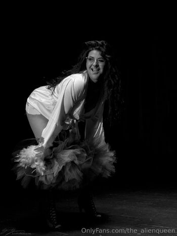 alien queen / the_alienqueen nude photo #17