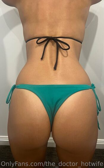 The Doctor Hotwif / the_doctor_hotwife nude photo #12