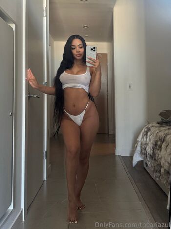 Ari Azu / theariazul nude photo #37