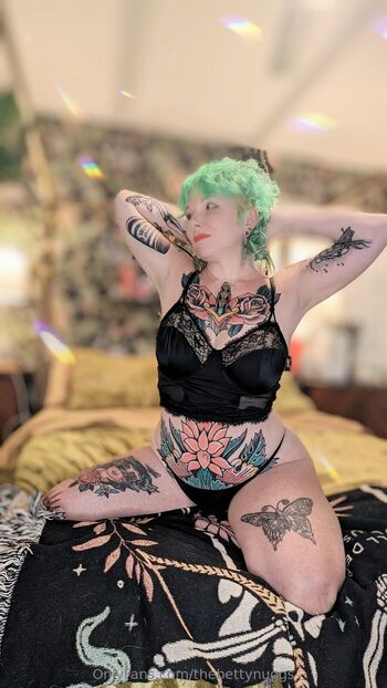 Betty Nuggs VIP / thebettynuggs nude photo #13