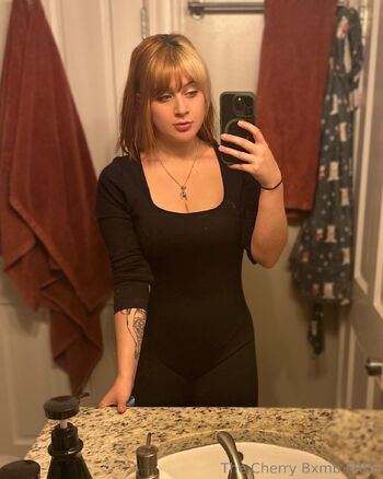 Cherry Bxmb FRE / thecherrybxmb nude photo #11