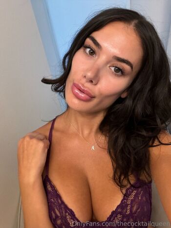 Alyss / thecocktailqueen nude photo #16