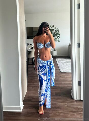 Alyss / thecocktailqueen nude photo #33