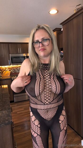 Crystal Powers / thecrystalpowers nude photo #9