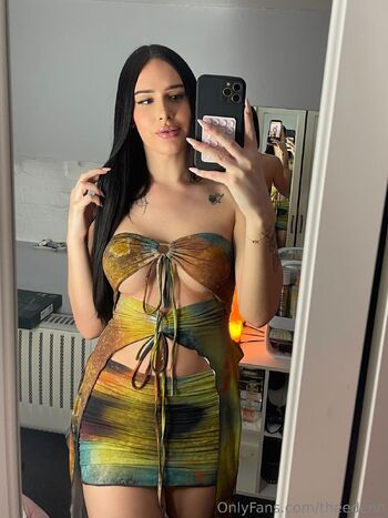 Eden / theedenn nude photo #2