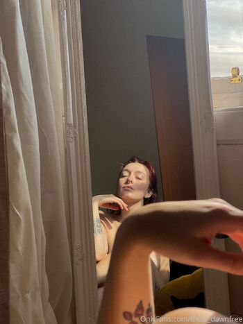 thei / theia_dawnfree nude photo #32