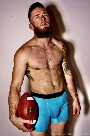 IrishFre / theirishalphafree nude photo #7