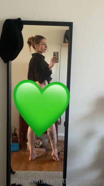 themajoron / themajoroni nude photo #20