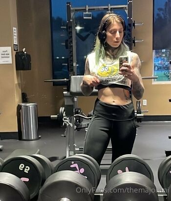 themajoron / themajoroni nude photo #36