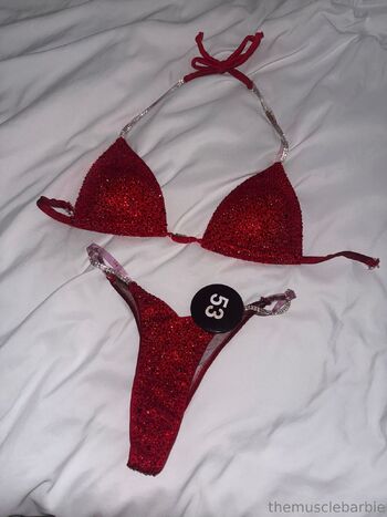 K / themusclebarbie nude photo #14