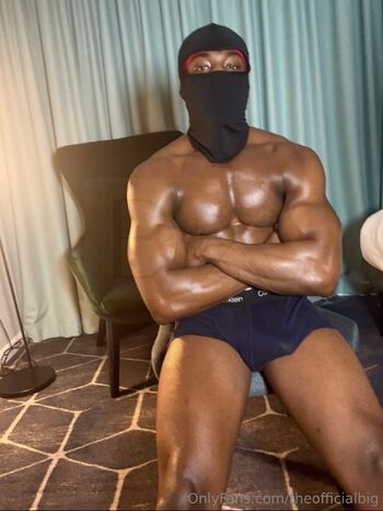 BG SXY - MR U / theofficialbig / bsxc2021 nude photo #13