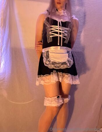 DefNotAFembo / theogfemboy nude photo #10