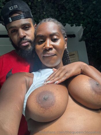 Queen Esmareld / thequeencleopatra nude photo #12