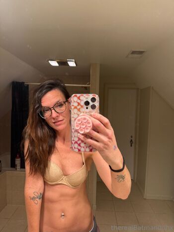 Batmanduhs Batcav / therealbatmanduhx nude photo #10