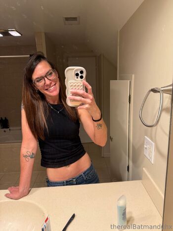 Batmanduhs Batcav / therealbatmanduhx nude photo #16