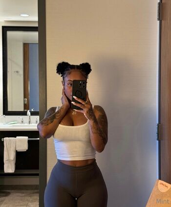 Bombshell Mint / therealbombshell_mint nude photo #15