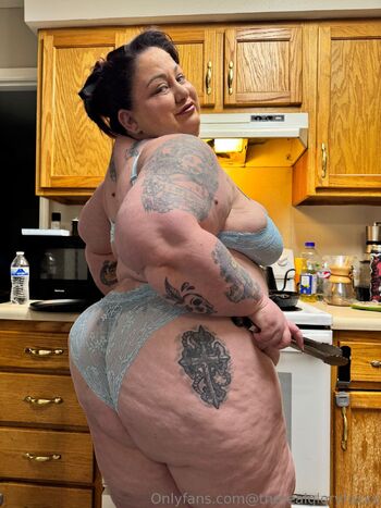 Glory Foxx / therealgloryfoxxx nude photo #2