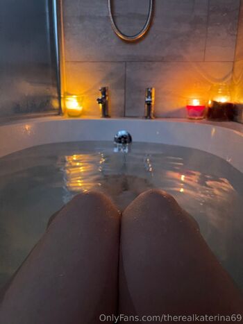 TheRealKaterin / therealkaterina69 nude photo #12