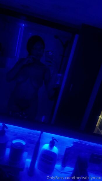 Teanna / therealklymax nude photo #4