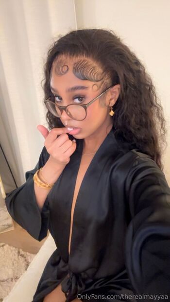 Mayya / therealmayyaa nude photo #3