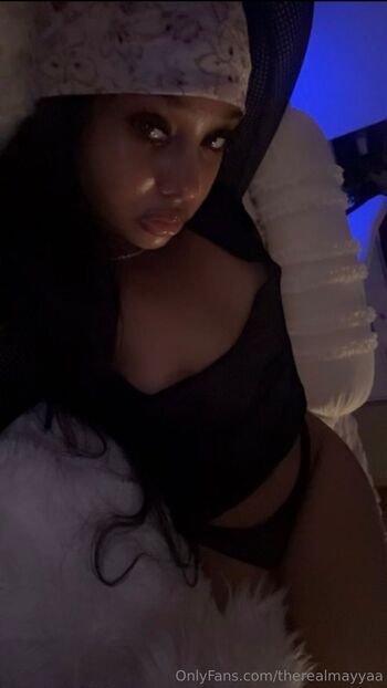 Mayya / therealmayyaa nude photo #14