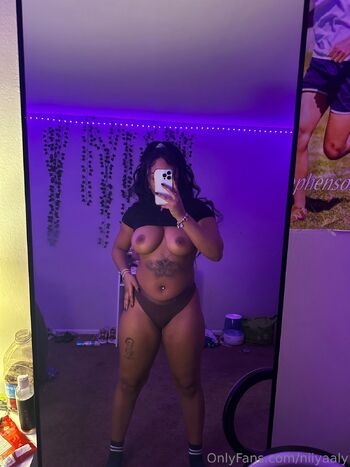 niyaaly / therealniyaaly nude photo #28