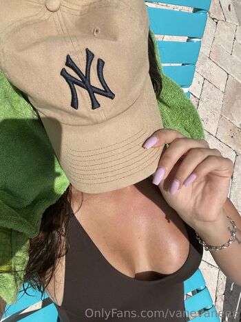 Van / therealprincessjazmin / vaccarivane nude photo #1