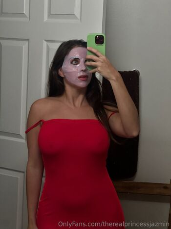 Van / therealprincessjazmin / vaccarivane nude photo #19