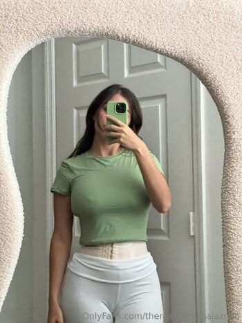 Van / therealprincessjazmin / vaccarivane nude photo #34