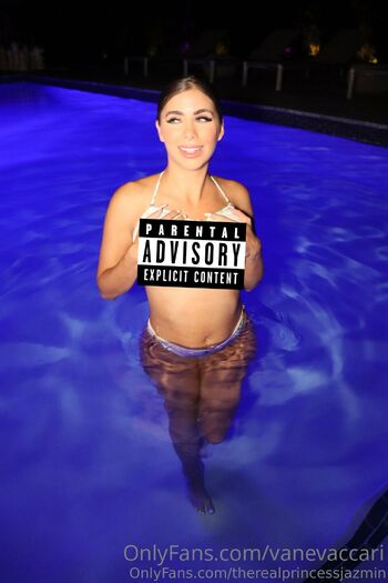 Van / therealprincessjazmin / vaccarivane nude photo #39