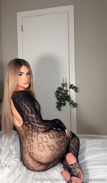 Valeria Angel / therealvaleriaprincess nude photo #21