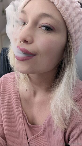 Theresa_Smok / theresasmoke / theresa_smoke_original nude photo #12