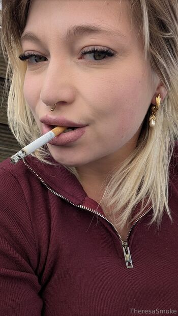 Theresa_Smok / theresasmoke / theresa_smoke_original nude photo #13