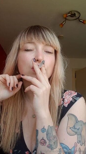 Theresa_Smok / theresasmoke / theresa_smoke_original nude photo #29