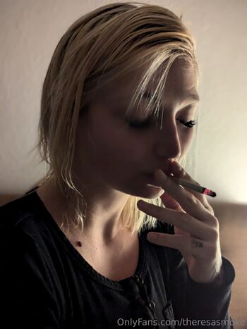 Theresa_Smok / theresasmoke / theresa_smoke_original nude photo #32