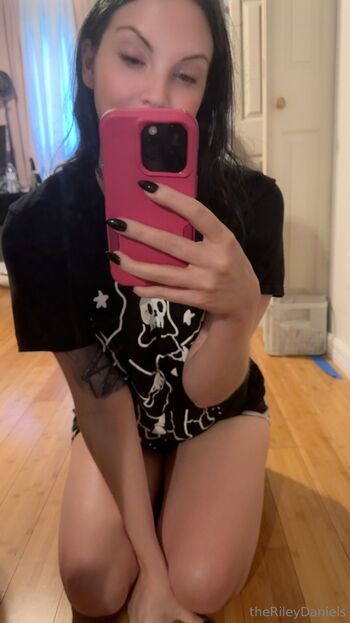 Riley GF Materia / therileydaniels nude photo #31