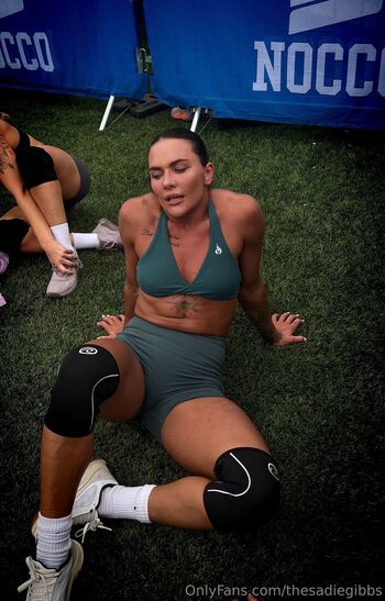 Sadie Gibb / thesadiegibbs nude photo #5