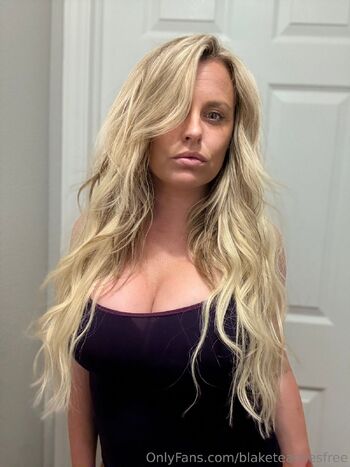 Blake Fre / thescoopwithblake nude photo #6