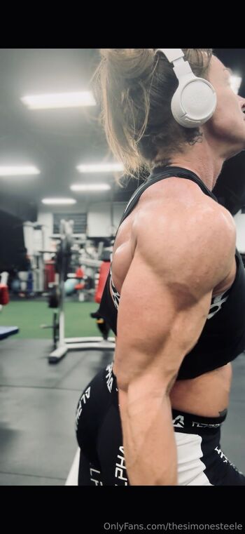 Simone Steele / thesimonesteele / steeles1023 / xxxsteelesimone nude photo #39