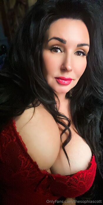 Sophia Scott Cougar FRE / thesophiascott nude photo #20