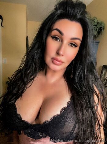 Sophia Scott Cougar FRE / thesophiascott nude photo #27