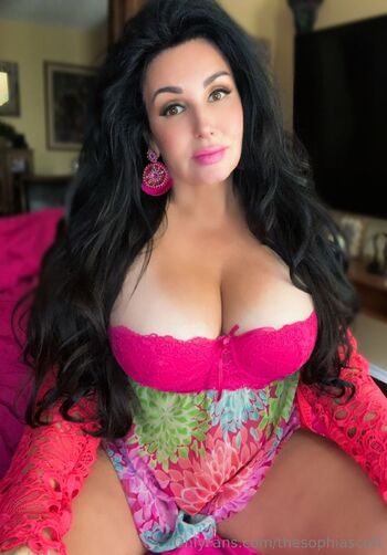 Sophia Scott Cougar FRE / thesophiascott nude photo #38