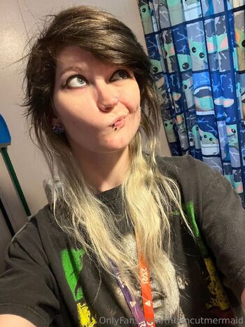 Ariel St. Clair / theuncutmermaid / arielst.claire / aritheninjaxd nude photo #14