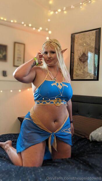 Jaz / theupsiddown8 nude photo #7