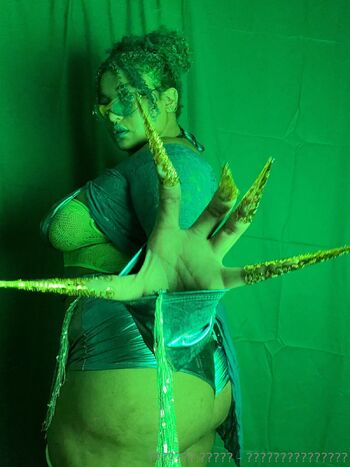 Thee Vixxxen / thevixxxenx nude photo #17