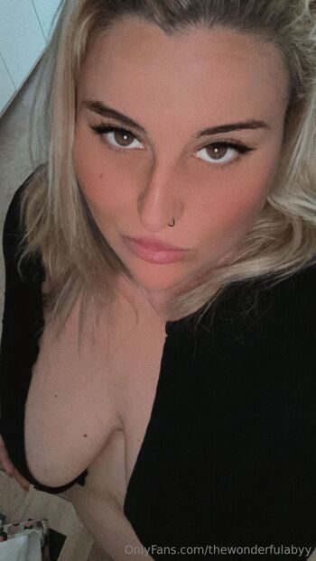 𝘝𝘦𝘯𝘰𝘮 𝘢𝘣𝘺 / thewonderfulabyy nude photo #22