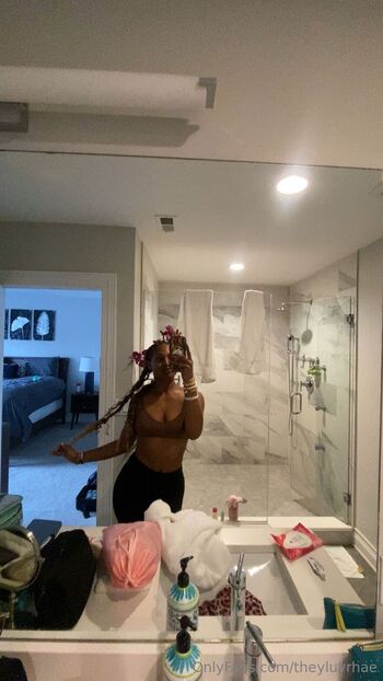 Rhae Wood / theyluvrhae nude photo #4