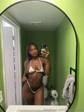 Rhae Wood / theyluvrhae nude photo #5