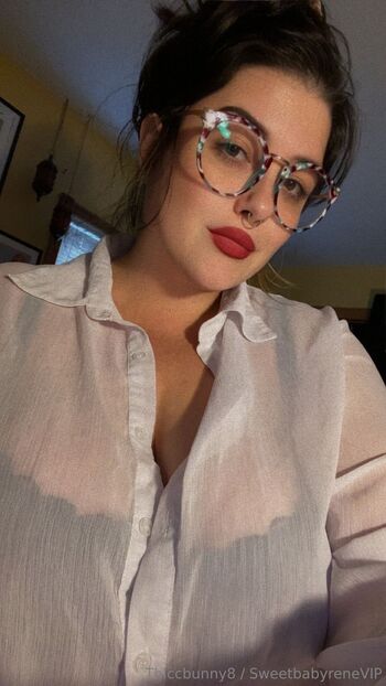 René BBW Squirrrt / thiccbunny8 nude photo #1
