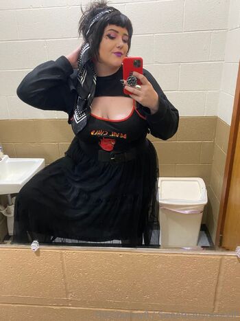 René BBW Squirrrt / thiccbunny8 nude photo #22